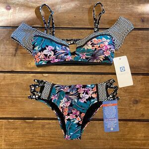 NWT Kuleana Swimsuit Tropical 2 Piece Bikini Bandeau Ruffle Top Bottoms Small